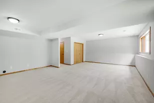 8128 Dawn Ave, Inver Grove Heights, MN 55076 - Photo 25