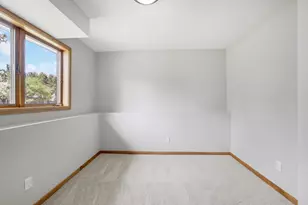 8128 Dawn Ave, Inver Grove Heights, MN 55076 - Photo 29