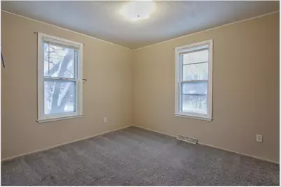 1381 White Bear Avenue N, Saint Paul, MN 55106 - Photo 15