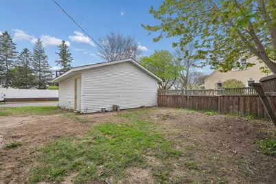 1381 White Bear Avenue N, Saint Paul, MN 55106 - Photo 7