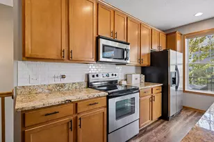 8467 Emery Pkwy N, Champlin, MN 55316 - Photo 11