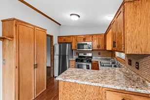 6525 Lancaster Ln N, Maple Grove, MN 55369 - Photo 17