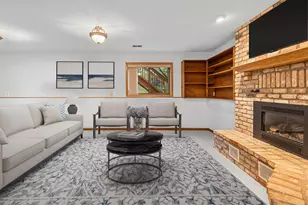 6525 Lancaster Ln N, Maple Grove, MN 55369 - Photo 9