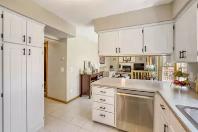 1412 Rushmore Crescent, Burnsville, MN 55306 - Photo 5