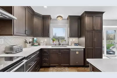 4826 57th Street NW, Rochester, MN 55901 - Photo 9