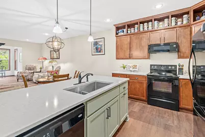 15283 Stonewood Court, Burnsville, MN 55306 - Photo 5
