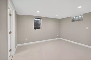 2043 Ramlow Pl, Saint Paul, MN 55116 - Photo 19