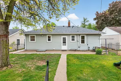 2043 Ramlow Place, Saint Paul, MN 55116 - Photo 25