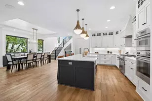5721 St Johns Ave, Edina, MN 55424 - Photo 9
