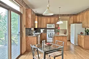 6361 Beckman Ct, Inver Grove Heights, MN 55077 - Photo 7
