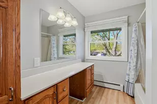 11429 Valley Ct, Burnsville, MN 55337 - Photo 17
