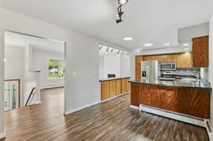 11429 Valley Ct, Burnsville, MN 55337 - Photo 11