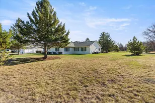 37356 Carefree Dr, Crosslake, MN 56442 - Photo 3