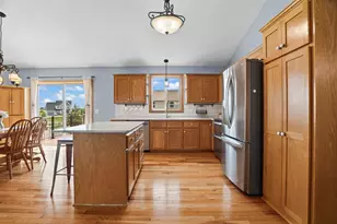 9477 Dunes Ln, Cottage Grove, MN 55016 - Photo 7