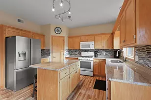23352 Isanti St NE, Bethel, MN 55005 - Photo 7