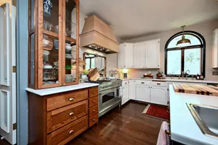 2331 Goodview Rd, Winona, MN 55987 - Photo 9