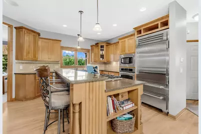 21157 Ridgewood Trail, Lakeville, MN 55044 - Photo 5