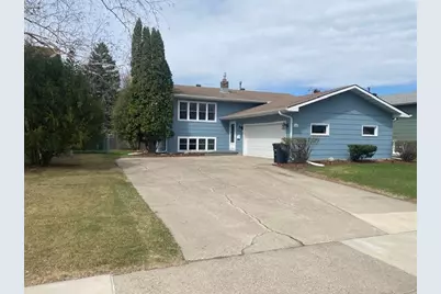1413 21st Street S, Fargo,  58103 - Photo 1