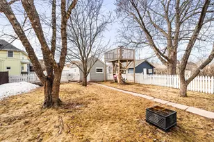 2431 Hammond Ave, Superior, WI 54880 - Photo 5