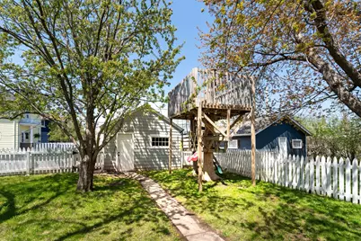 2431 Hammond Avenue, Superior, WI 54880 - Photo 17
