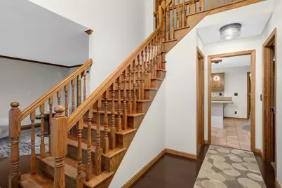 2577 Spirit Drive E, North Saint Paul, MN 55109 - Photo 23
