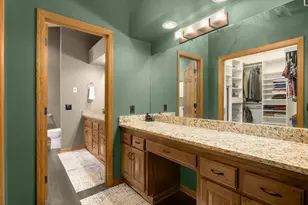 2577 Spirit Dr E, North Saint Paul, MN 55109 - Photo 27