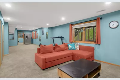 2577 Spirit Drive E, North Saint Paul, MN 55109 - Photo 39