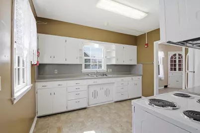 405 Willmar Avenue SW, Willmar, MN 56201 - Photo 7