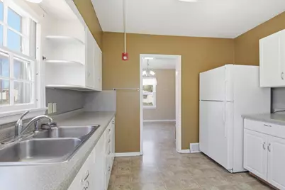405 Willmar Avenue SW, Willmar, MN 56201 - Photo 9