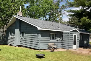 687 4th Ave NW, New Brighton, MN 55112 - Photo 7