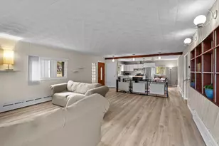 687 4th Ave NW, New Brighton, MN 55112 - Photo 9