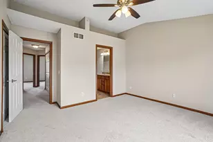 15559 Eagles Nest Wy, Apple Valley, MN 55124 - Photo 17