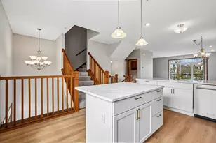 15559 Eagles Nest Wy, Apple Valley, MN 55124 - Photo 13