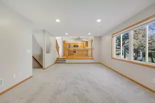3473 Sunbury Dr, Woodbury, MN 55125 - Photo 11