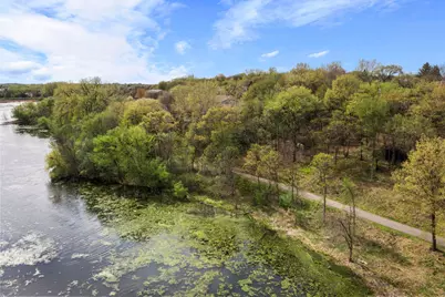 1396 Summit Shores Drive, Burnsville, MN 55306 - Photo 47