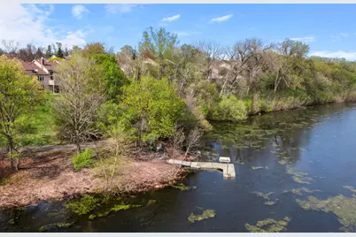 1396 Summit Shores Drive, Burnsville, MN 55306 - Photo 49