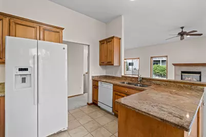 1396 Summit Shores Drive, Burnsville, MN 55306 - Photo 15