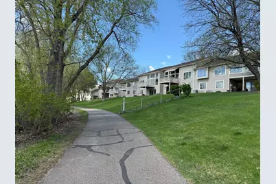 1396 Summit Shores Drive, Burnsville, MN 55306 - Photo 51