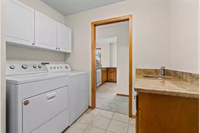 1396 Summit Shores Drive, Burnsville, MN 55306 - Photo 17