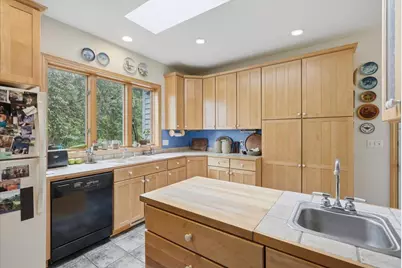 481 Sleepy Hollow Drive, Roberts, WI 54023 - Photo 17