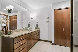 317 Groveland Ave, Minneapolis, MN 55403 - Photo 25