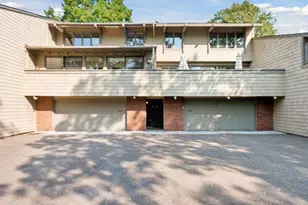 1058 Cedar View Dr, Minneapolis, MN 55405 - Photo 21
