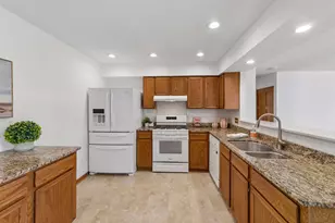 7449 Landau Dr, Bloomington, MN 55438 - Photo 7