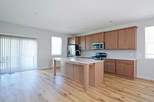 8652 Kenyon Ct NE, Blaine, MN 55449 - Photo 7