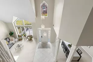 6459 Pinnacle Dr, Eden Prairie, MN 55346 - Photo 5