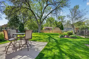 2046 Diffley Rd, Eagan, MN 55122 - Photo 7
