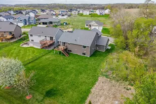 862 Portsmith Dr NW, Rochester, MN 55901 - Photo 7