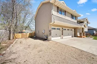 40251 Golden Way, North Branch, MN 55056 - Photo 27