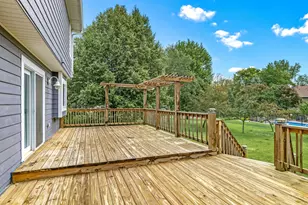 4441 Hillvale Ave N, Oakdale, MN 55128 - Photo 41