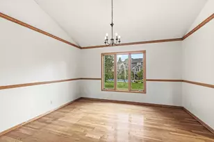 4441 Hillvale Ave N, Oakdale, MN 55128 - Photo 13